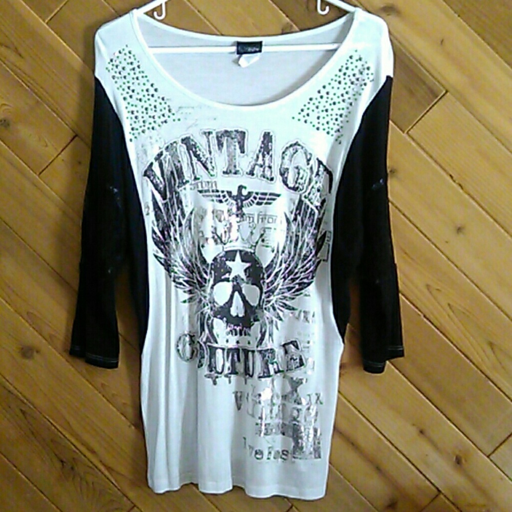 Daytrip Tee